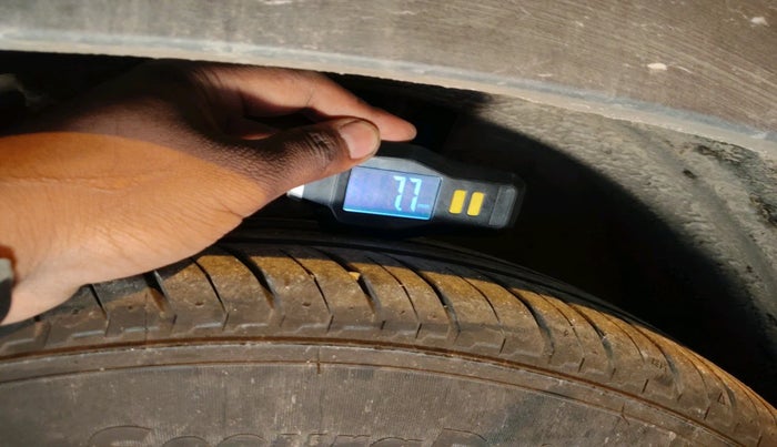 2023 Nissan MAGNITE XV TURBO CVT, Petrol, Automatic, 9,928 km, tyre