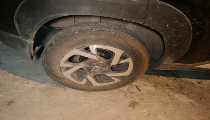 2023 Nissan MAGNITE XV TURBO CVT, Petrol, Automatic, 9,928 km, tyre