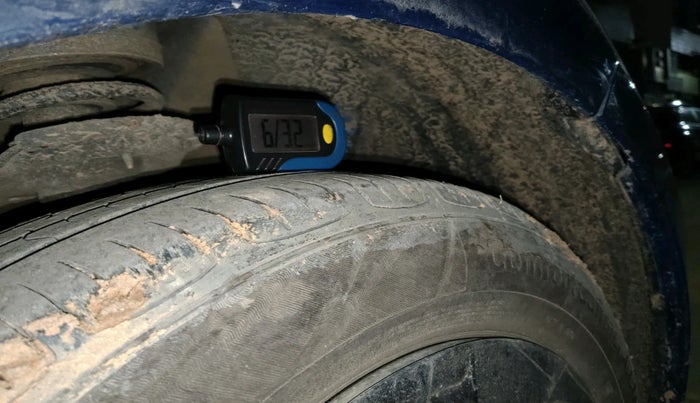 2014 Hyundai Xcent S 1.2, Petrol, Manual, 1,43,916 km, tyre