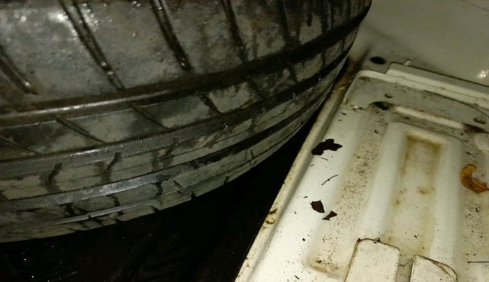 2010 Mercedes Benz C Class 250 CGI ELEGANCE, Petrol, Automatic, 43,994 km, tyre