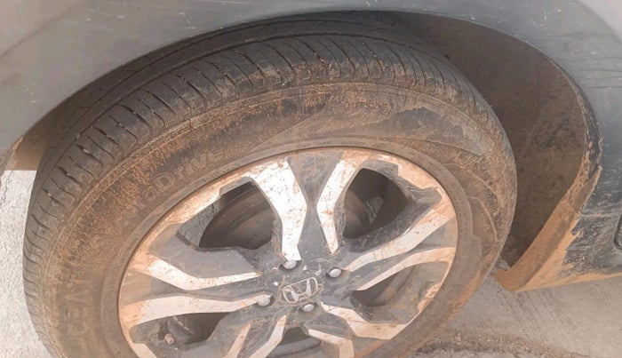 2017 Honda WR-V 1.2L I-VTEC VX MT, Petrol, Manual, 47,563 km, tyre