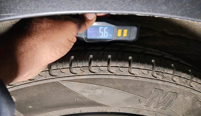 2012 Hyundai i10 SPORTZ 1.2 AT, Petrol, Automatic, 57,393 km, tyre