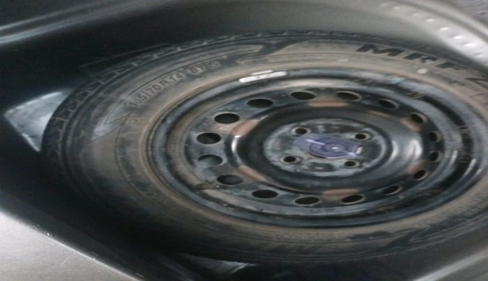 2019 Maruti New Wagon-R VXI 1.0, Petrol, Manual, 29,979 km, tyre