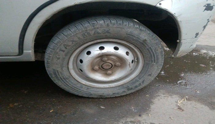 2011 Maruti Alto LXI, Petrol, Manual, 1,45,050 km, tyre