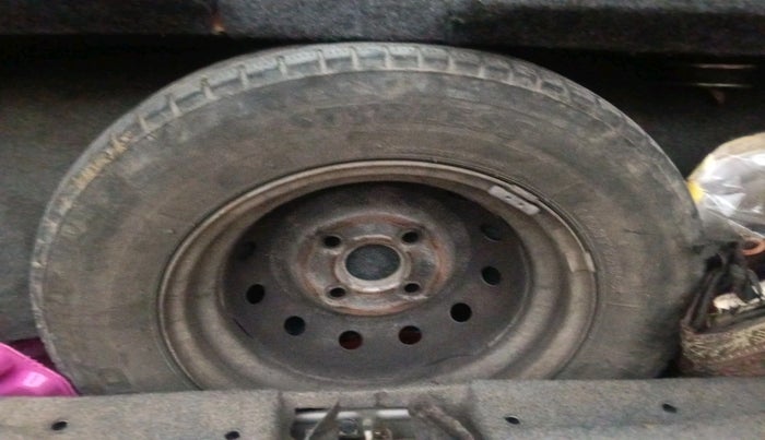 2011 Maruti Alto LXI, Petrol, Manual, 1,45,050 km, tyre