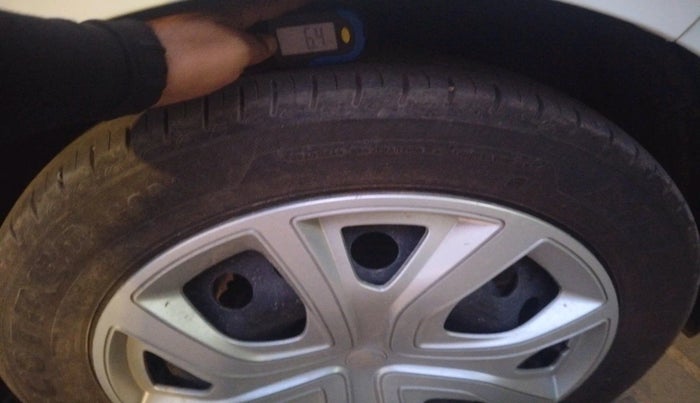 2025 Tata ALTROZ XM PLUS PETROL, Petrol, Manual, 564 km, tyre