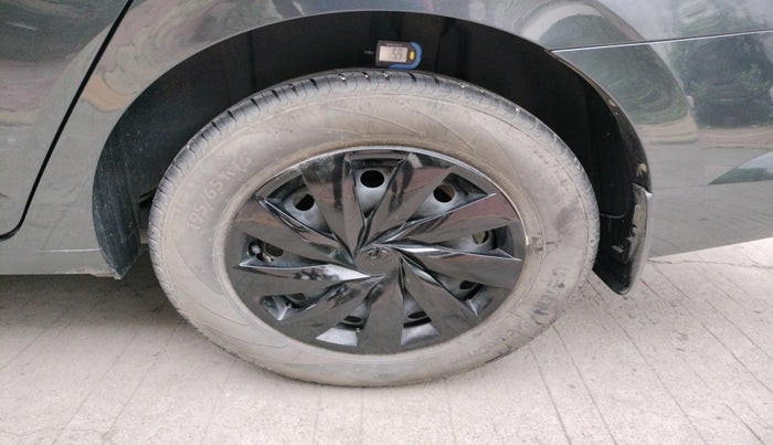 2022 Skoda SLAVIA ACTIVE 1.0L TSI MT, Petrol, Manual, 10,808 km, tyre