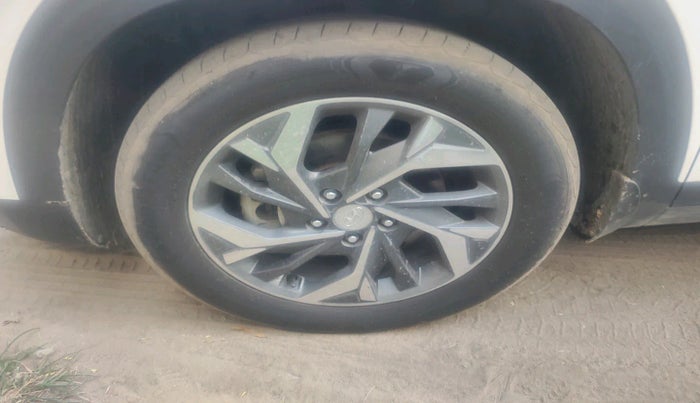 2019 KIA SELTOS HTK PLUS 1.5, Petrol, Manual, 69,377 km, tyre