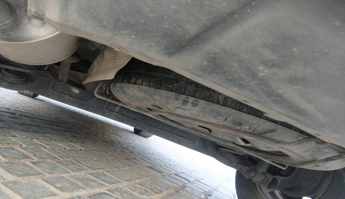 2013 Renault Duster 85 PS RXL DIESEL, Diesel, Manual, 2,04,501 km, tyre