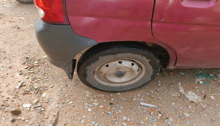 2011 Maruti Alto LXI, Petrol, Manual, 1,06,289 km, tyre