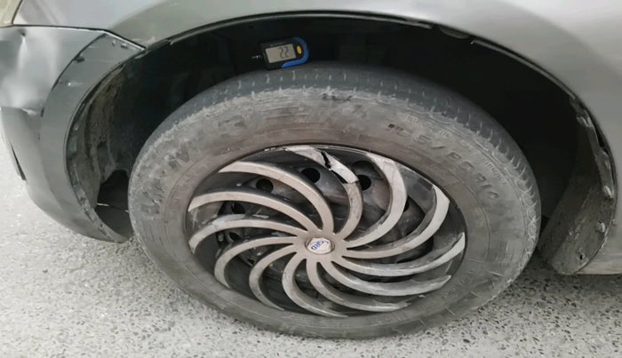 2015 Maruti Swift VDI ABS, Diesel, Manual, 3,35,700 km, tyre