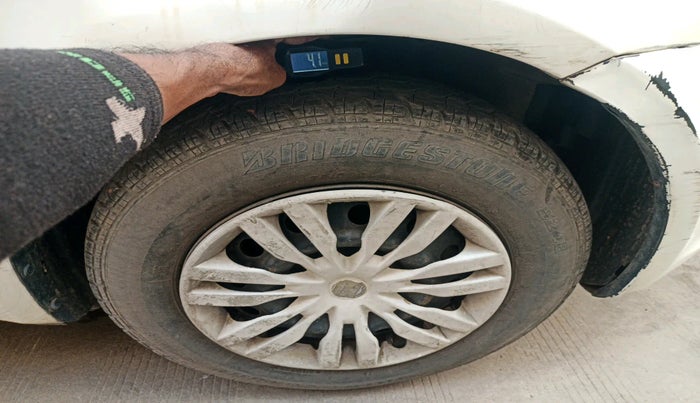 2010 Maruti Swift Dzire VXI, Petrol, Manual, 91,402 km, tyre