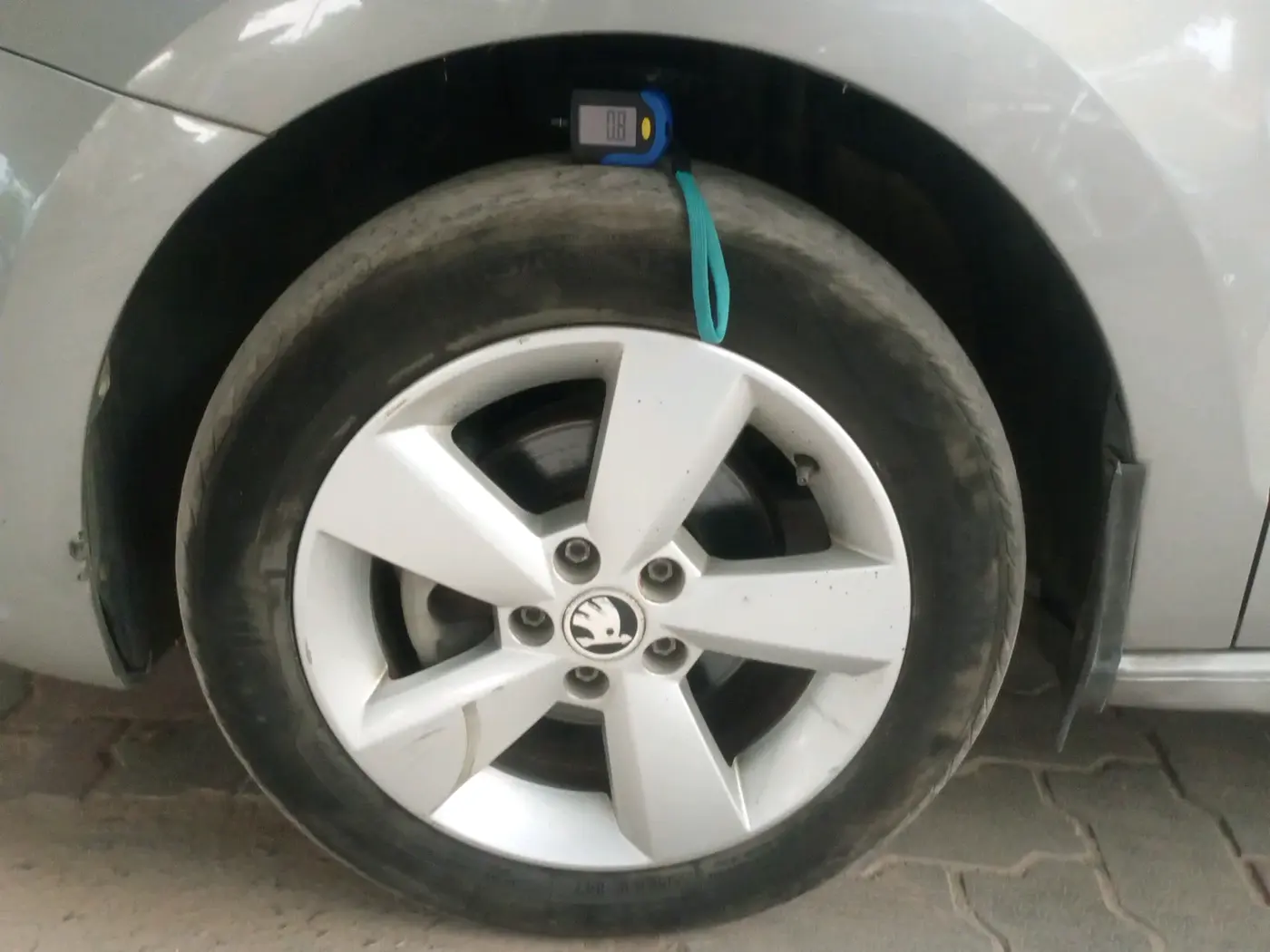 2015 Skoda Rapid 1.5 TDI CR ELEGANCE AT, Diesel, Automatic, 64,000 km, tyre
