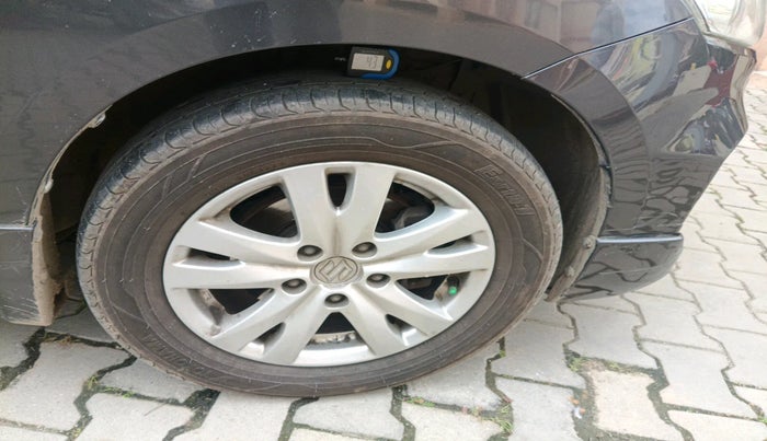 2017 Maruti Ertiga ZDI + SHVS, Diesel, Manual, 93,207 km, tyre