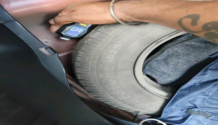 2017 Hyundai Elite i20 MAGNA EXECUTIVE 1.2, Petrol, Manual, 88,846 km, tyre