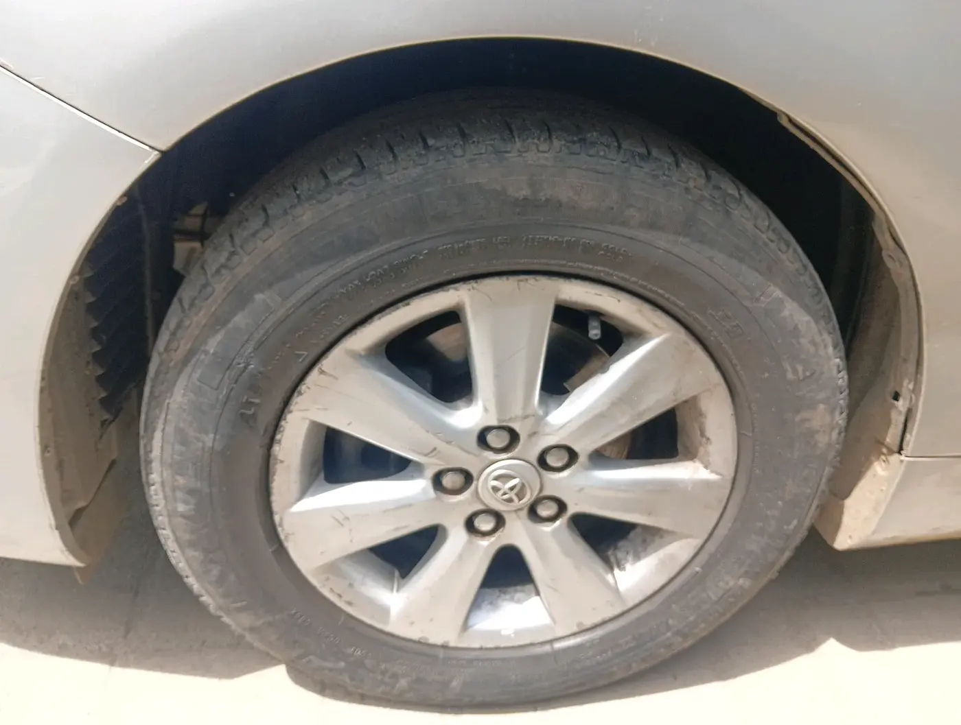 2012 Toyota Corolla Altis J DIESEL, Diesel, Manual, 1,84,849 km, tyre