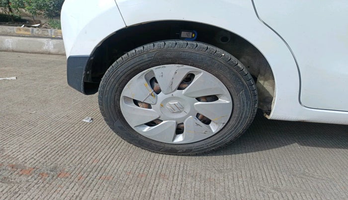 2017 Maruti Celerio VXI CNG, Petrol, Manual, 63,015 km, tyre