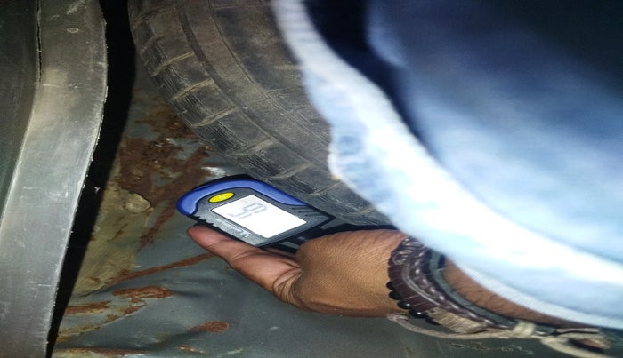 2011 Hyundai i10 MAGNA 1.1, Petrol, Manual, 85,319 km, tyre