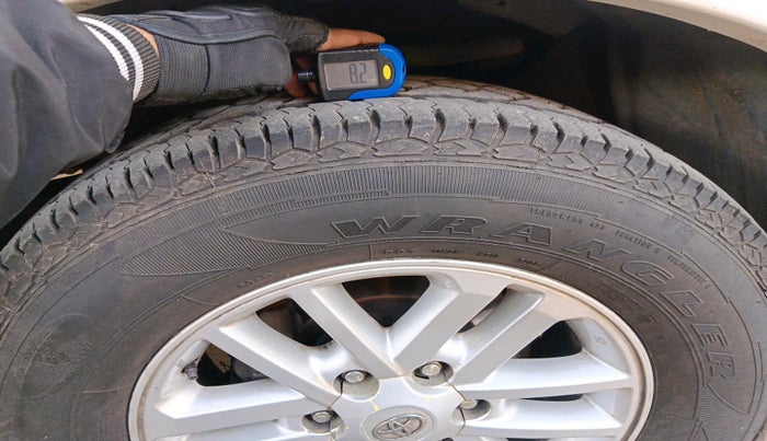 2012 Toyota Fortuner 3.0 4X4 MT, Diesel, Manual, 1,16,955 km, tyre