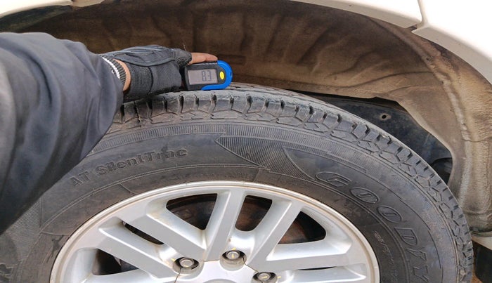 2012 Toyota Fortuner 3.0 4X4 MT, Diesel, Manual, 1,16,955 km, tyre