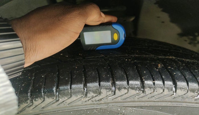 2021 Tata Safari XZA PLUS, Diesel, Automatic, 84,858 km, tyre