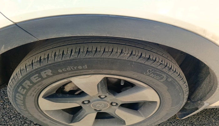 2017 Tata NEXON XZ PLUS DIESEL, Diesel, Manual, 82,101 km, tyre