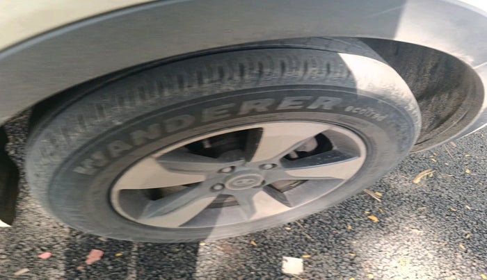 2017 Tata NEXON XZ PLUS DIESEL, Diesel, Manual, 82,101 km, tyre