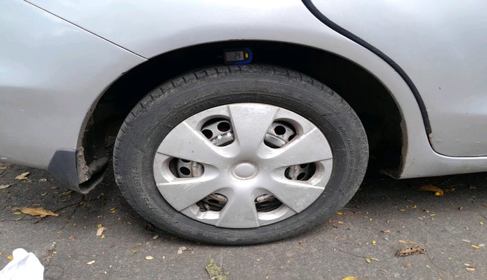 2013 Honda Amaze 1.2L I-VTEC E, Petrol, Manual, 75,160 km, tyre