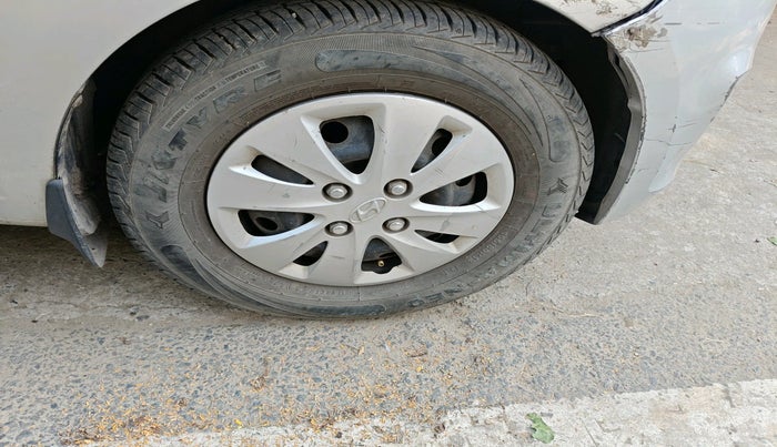 2011 Hyundai i10 MAGNA 1.2, Petrol, Manual, 36,669 km, tyre