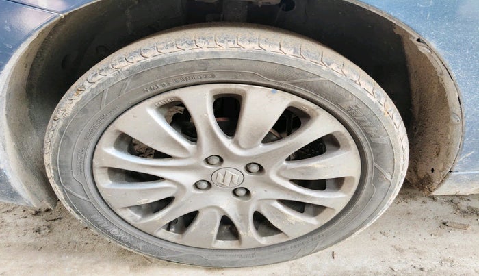 2018 Maruti Baleno ZETA DIESEL 1.3, Diesel, Manual, 1,94,660 km, tyre