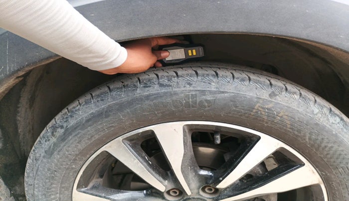 2021 Nissan Kicks XV PREMIUM TURBO 1.3 CVT, Petrol, Automatic, 40,232 km, tyre