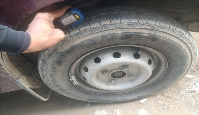 2011 Maruti Alto LXI CNG, Petrol, Manual, 1,08,070 km, tyre