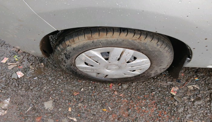 2020 Maruti Alto LXI, Petrol, Manual, 1,83,073 km, tyre