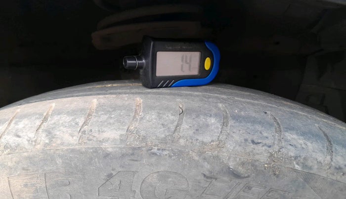 2014 Maruti Swift Dzire VDI, Diesel, Manual, 2,36,172 km, tyre