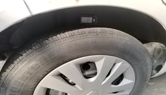 2011 Maruti Ritz VXI, Petrol, Manual, 37,412 km, tyre