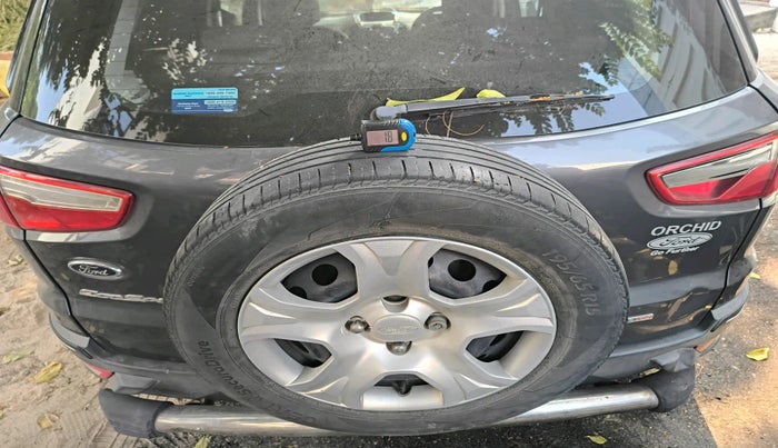 2017 Ford Ecosport TREND+ 1.5L DIESEL, Diesel, Manual, 1,41,371 km, tyre