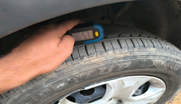 2017 Ford Ecosport TREND+ 1.5L DIESEL, Diesel, Manual, 1,41,371 km, tyre