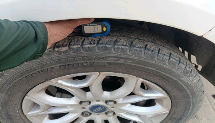 2015 Ford Ecosport TITANIUM 1.5L PETROL AT, Petrol, Automatic, 67,671 km, tyre