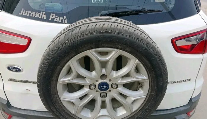 2015 Ford Ecosport TITANIUM 1.5L PETROL AT, Petrol, Automatic, 67,671 km, tyre