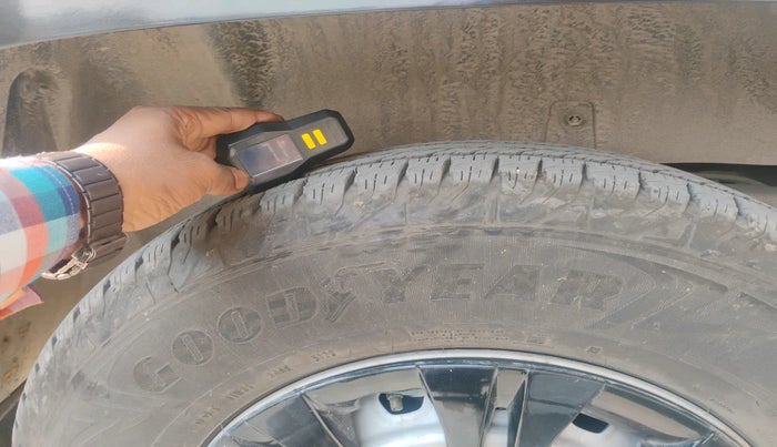 2024 Mahindra BOLERO NEO N 4, Diesel, Manual, 9,347 km, tyre