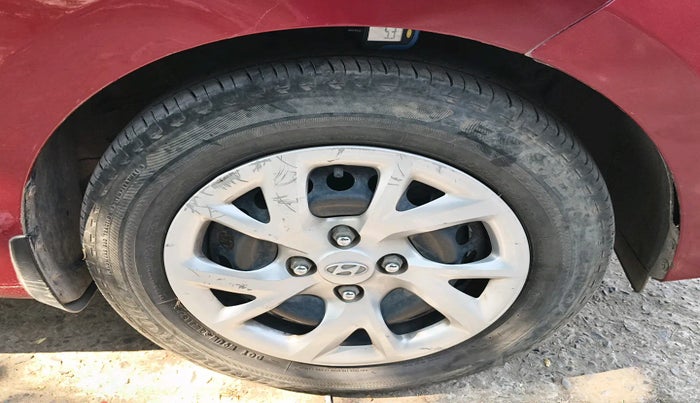 2018 Hyundai Grand i10 MAGNA AT 1.2 KAPPA VTVT, Petrol, Automatic, 47,041 km, tyre