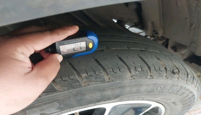 2019 Renault Duster RXS CVT, Petrol, Automatic, 59,635 km, tyre