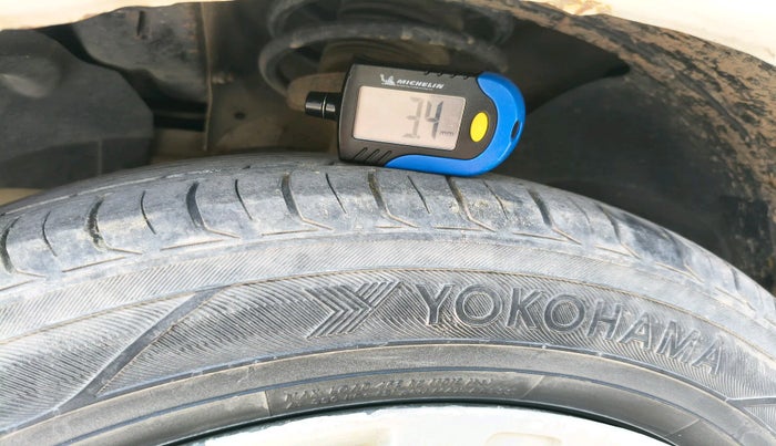 2010 Ford Figo EXI 1.4 DIESEL, Diesel, Manual, 1,57,737 km, tyre