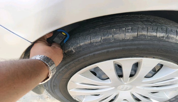 2015 Maruti Ertiga VDI, Diesel, Manual, 1,38,749 km, tyre