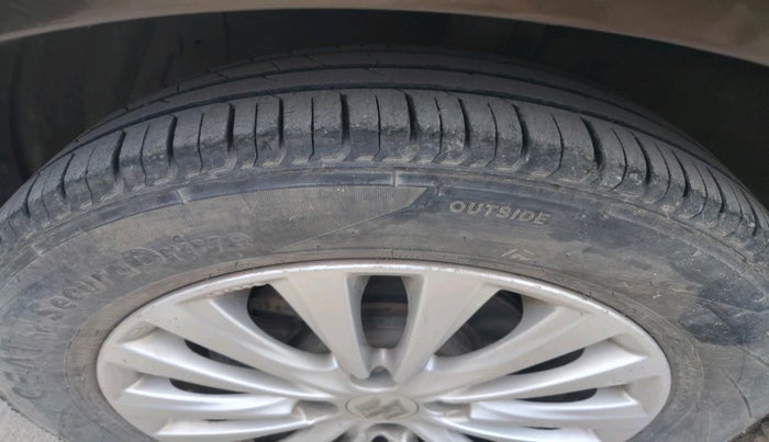 2014 Maruti Ciaz ZXI, Petrol, Manual, 59,317 km, tyre