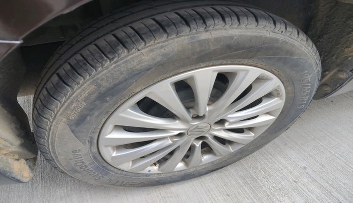 2014 Maruti Ciaz ZXI, Petrol, Manual, 59,317 km, tyre