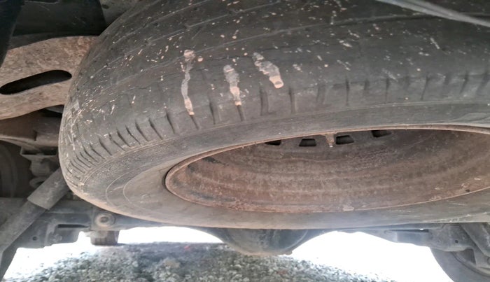 2010 Mahindra Xylo D2 BS III, Diesel, Manual, 84,275 km, tyre