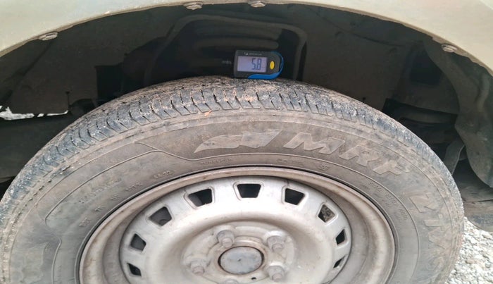 2010 Mahindra Xylo D2 BS III, Diesel, Manual, 84,275 km, tyre