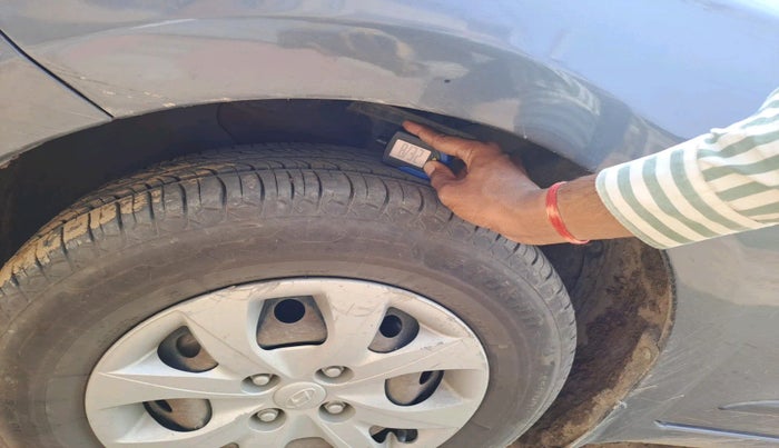 2017 Hyundai Elite i20 SPORTZ 1.2, Petrol, Manual, 1,78,541 km, tyre