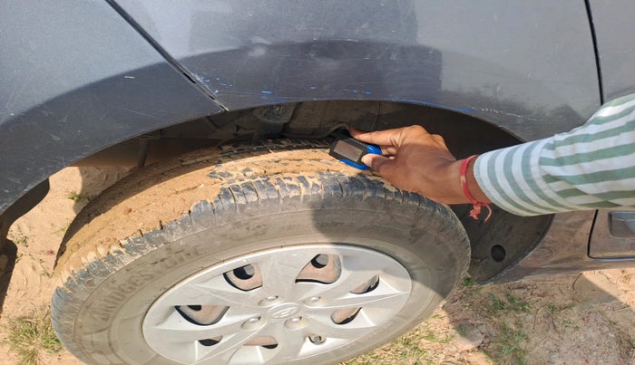 2017 Hyundai Elite i20 SPORTZ 1.2, Petrol, Manual, 1,78,541 km, tyre